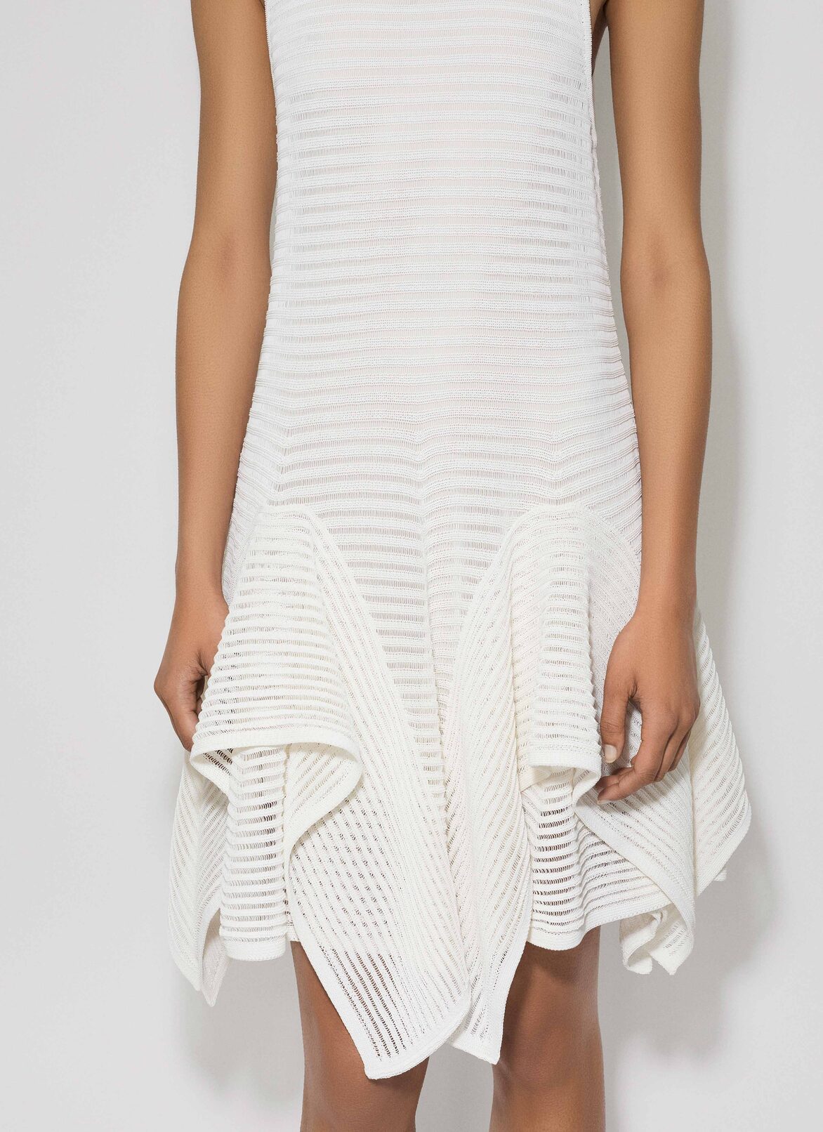 KNIT SHORT RUFFLE DRESS ALAÏA WHITE KNIT SHORT RUFFLE DRESS